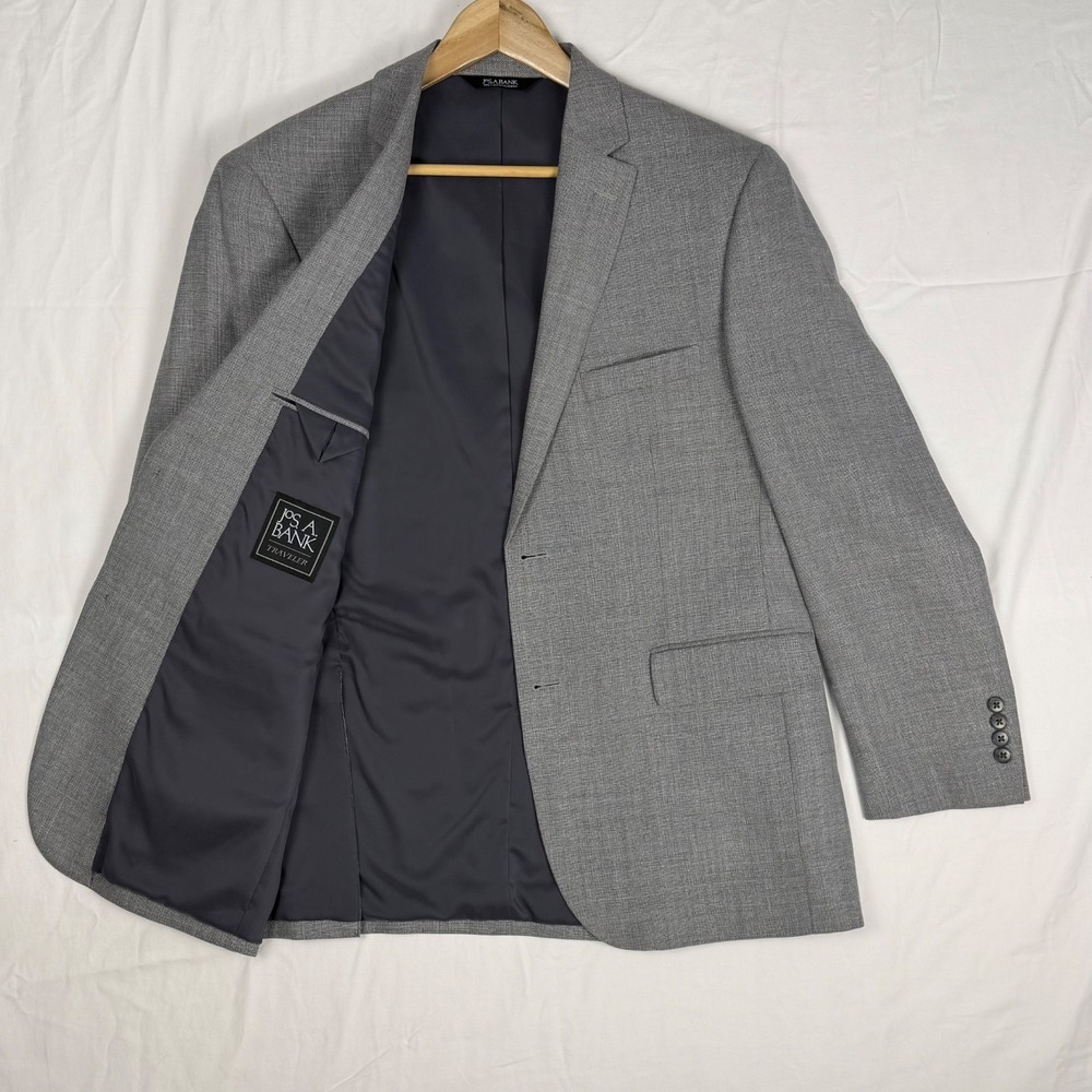 Jos A Bank Traveler Tailored Blazer Sport Coat Gray Professional Career